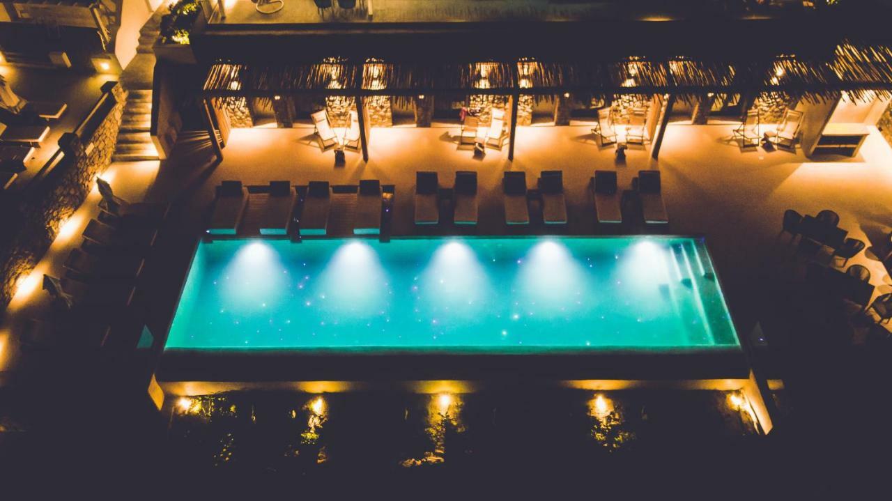 Super Paradise Hotel Екстериор снимка